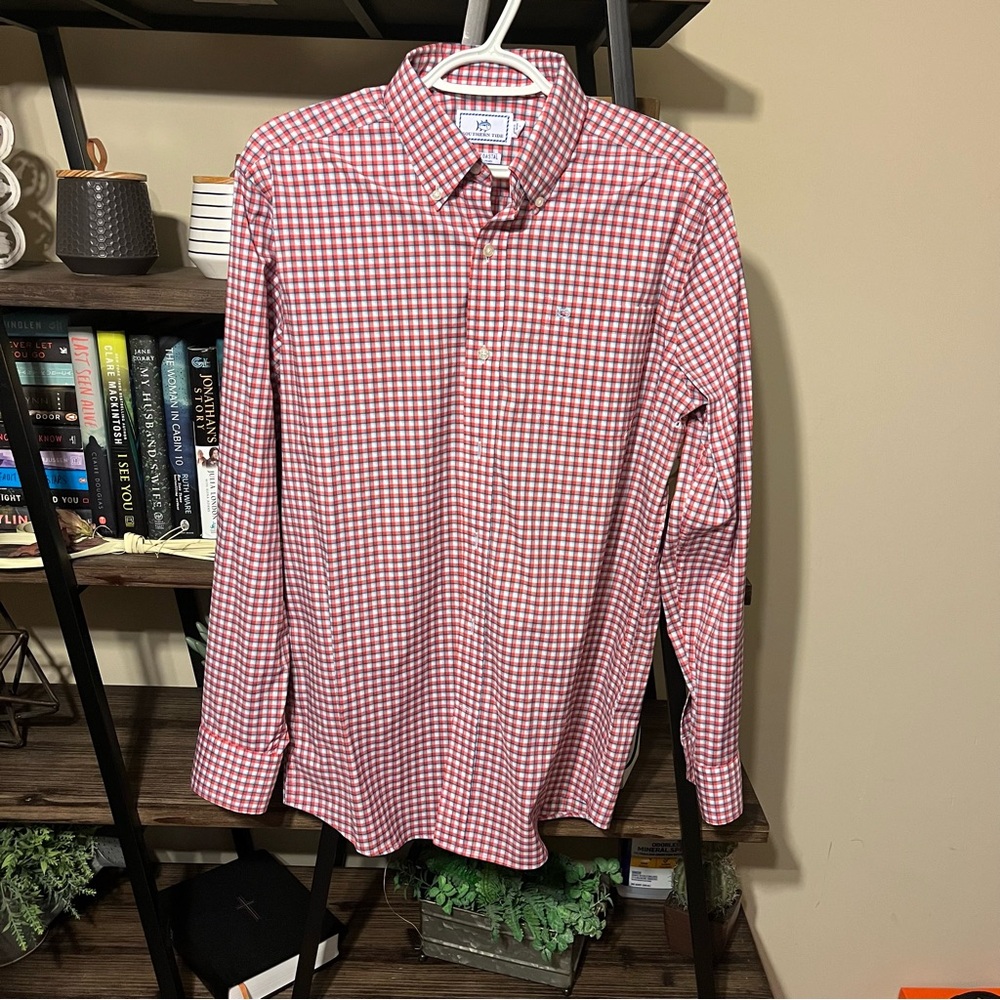 Southern Tide Button Down Shirt Size M